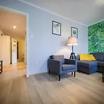Rentplanet - Apartament Koscielna